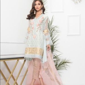 Phatyma Khan 3 piece outfit